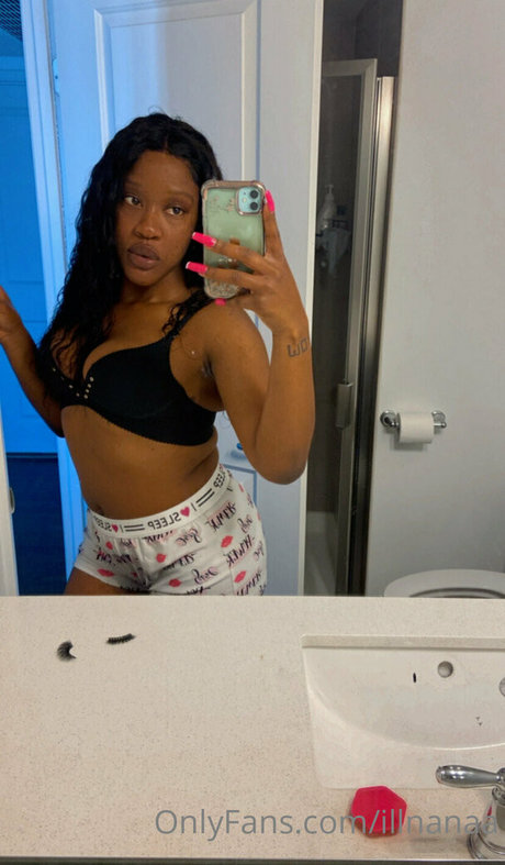 illnanaa porn model gallery