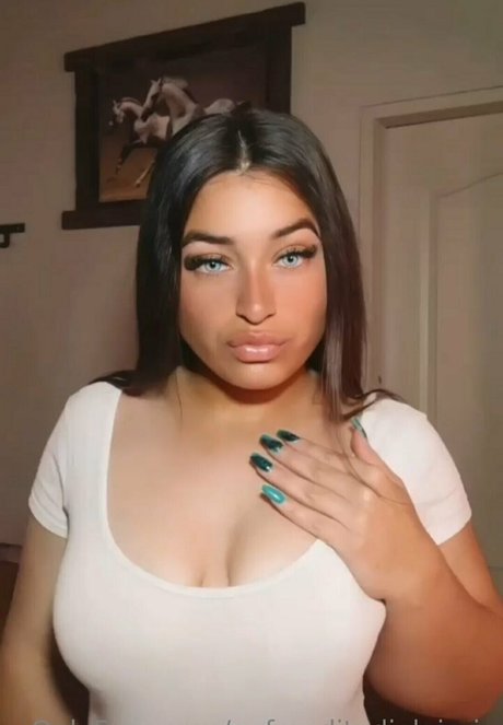 aafrooditadiolujuria pornstar xxx pics