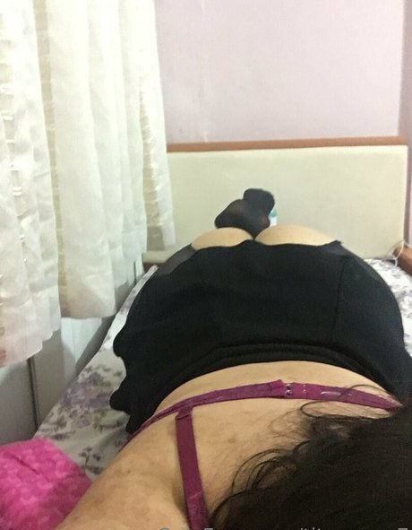 titsqueen7 pretty star pic