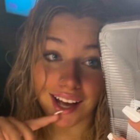 Mackenzie Spohn pornstar exclusive image