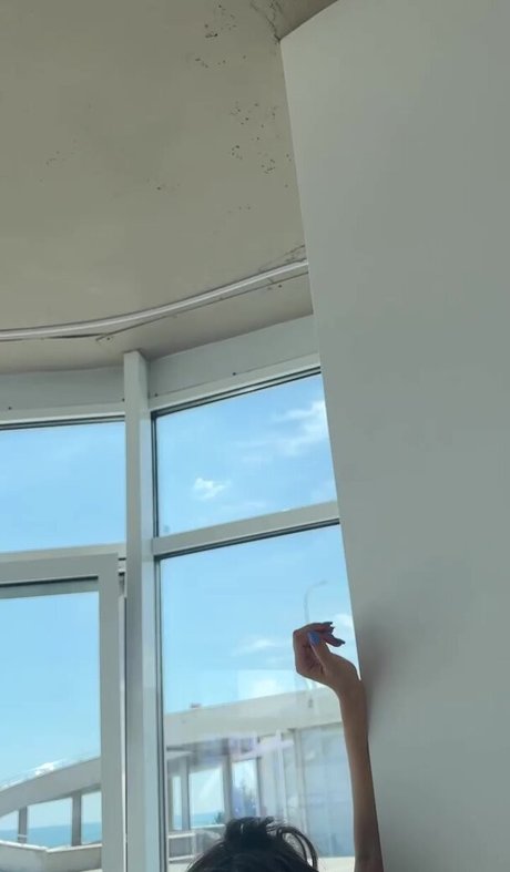 25 onlyfans free sexy pic