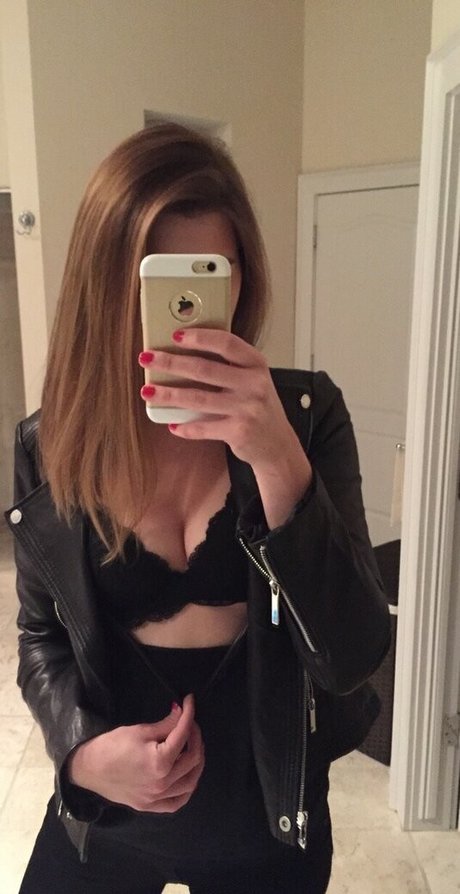 dirtyberd erotic model archive