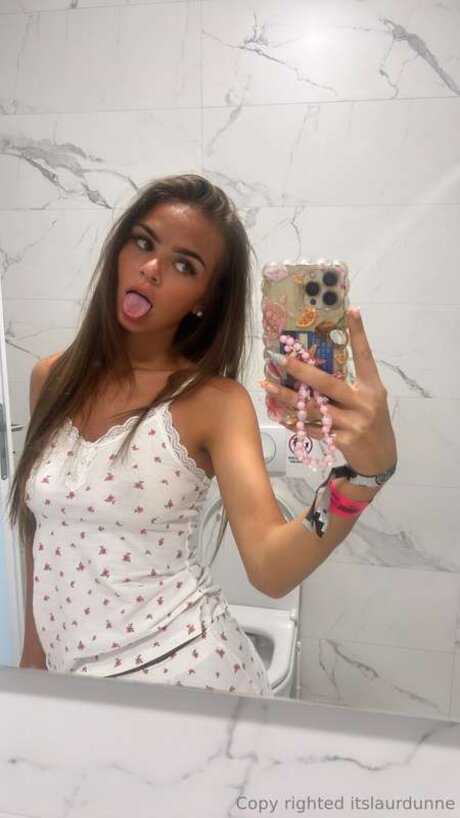 itslaurdunne xxx star archive