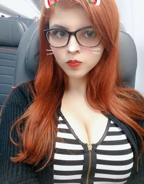 Julia chan hd star photos