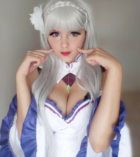 Julia chan naked star photo