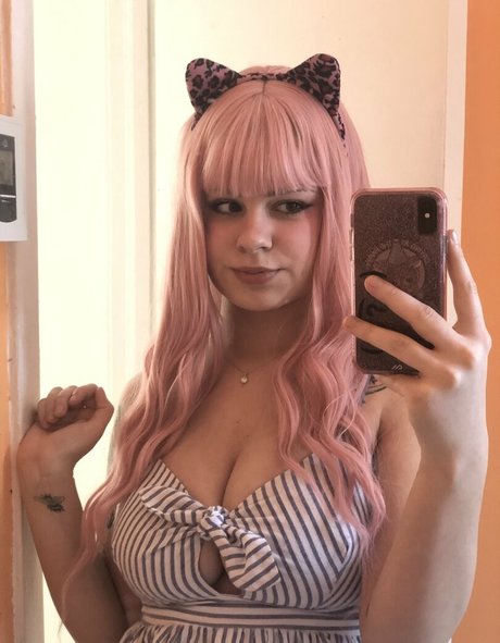 jellyhot erotic pornstar image