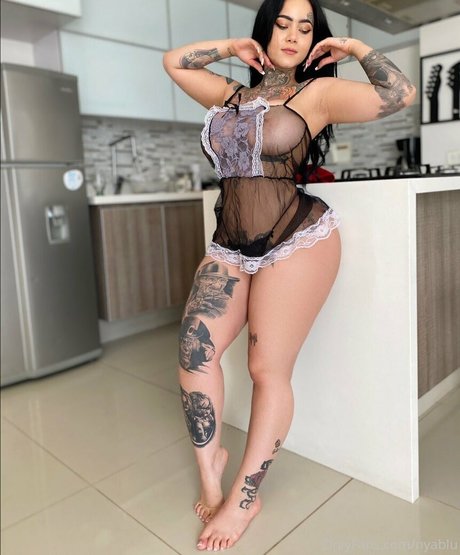 nyablu free star pic