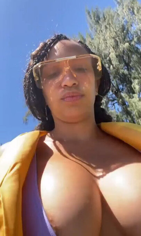 Ginnadlg model xxx image