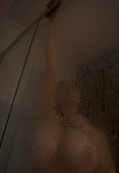 maysexclusive perfect pornstar image