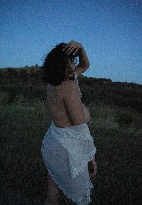 maysexclusive high quality actress image