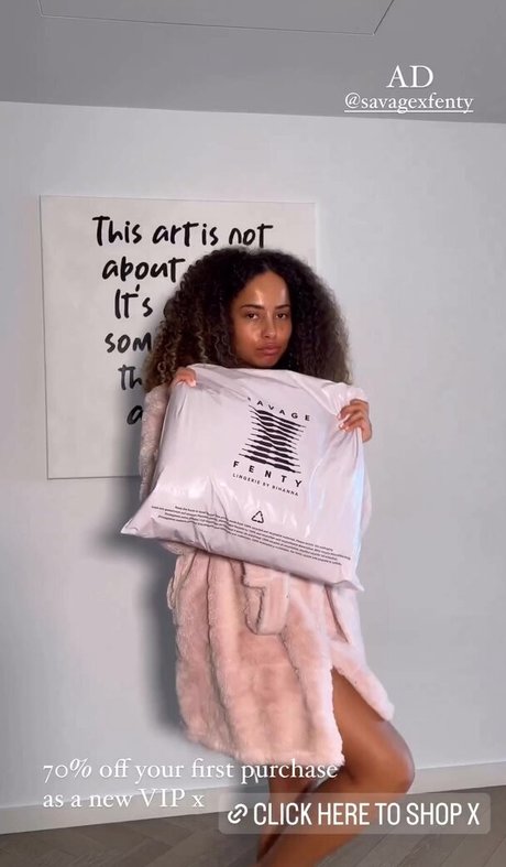 Amber Gill star porn galleries