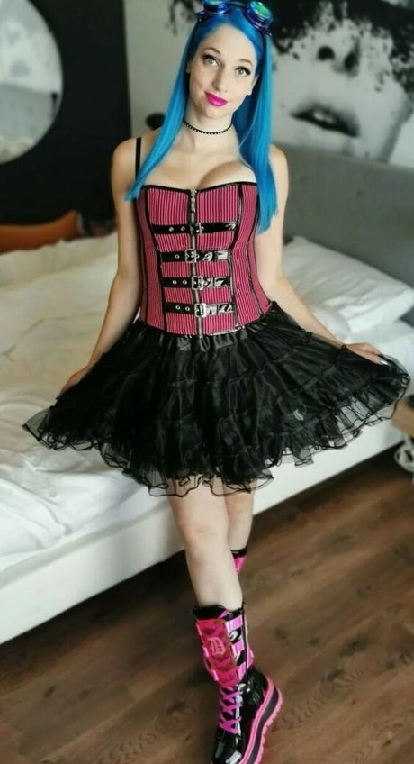 BloodyNyuu beautiful star pictures