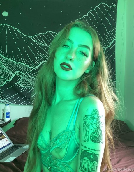 big tits mom onlyfans free images