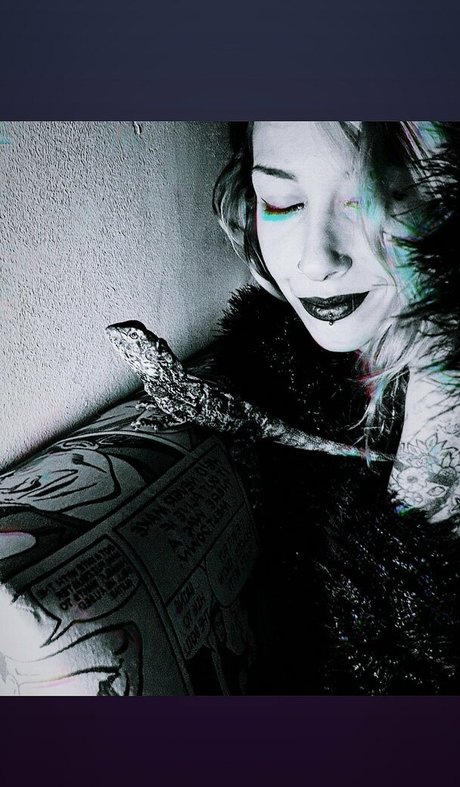 artnvenom xxx model image