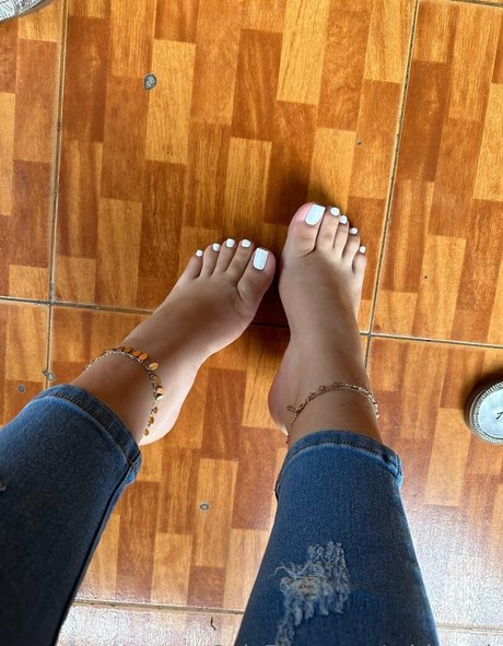 Adrieamb pretty actress gallery