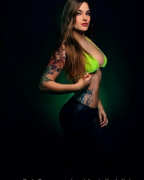 accidentallydelicious free pornstar photo