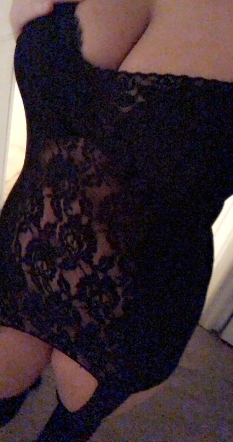 shanassty model naked img