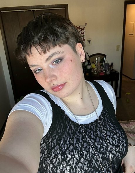 goblinqueenfree model top images