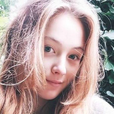 sleepyvegan sex model pic