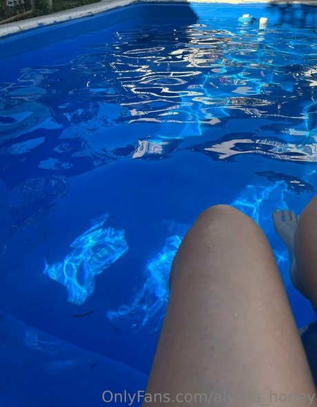 alyssa honey erotic actress image