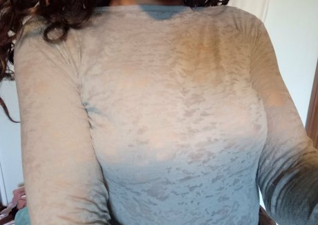 feliciathunnder adult model picture