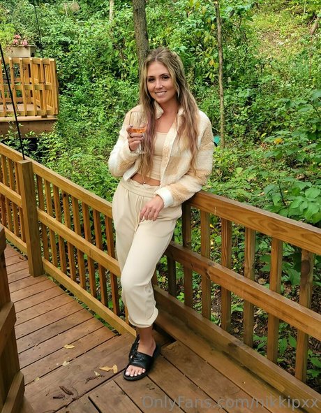 Nikkipxx pretty actress picture