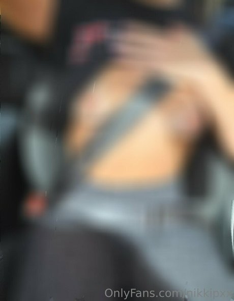Nikkipxx hot model pic