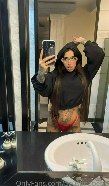 agustinabebe model hot pictures