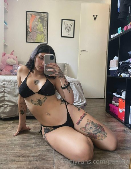 pantere naked model images