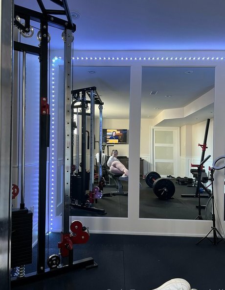 famous nude onlyfans beautiful archive