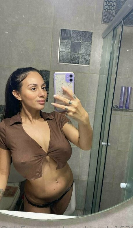 sexyblonde1626 exclusive actress pics