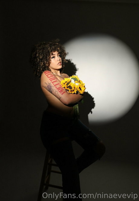 ninaevevip pornstar sexy pic