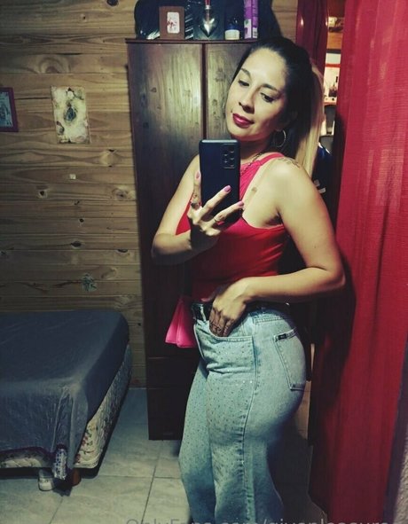 givepleasuree naked pornstar gallery