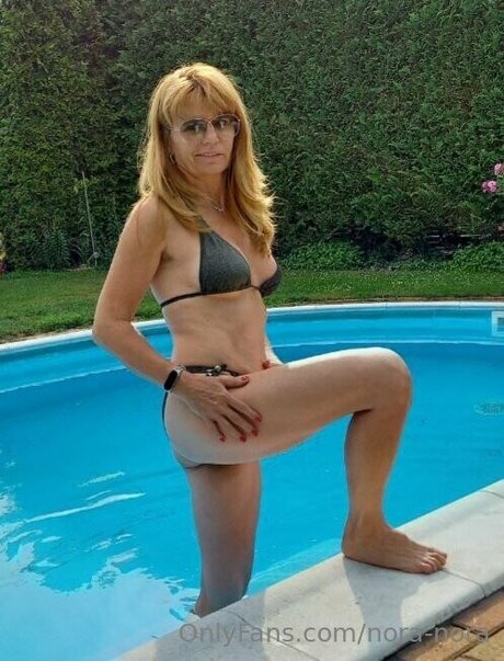 naked nora perfect actress archive