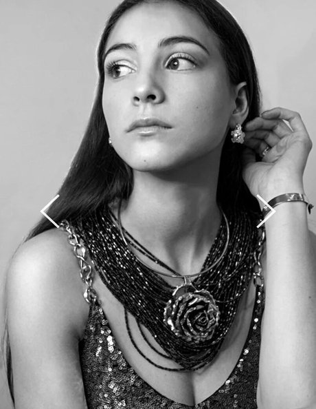 Daniela Derly perfect actress photo