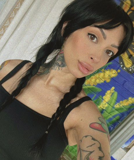 Helen Johnson sex model photos