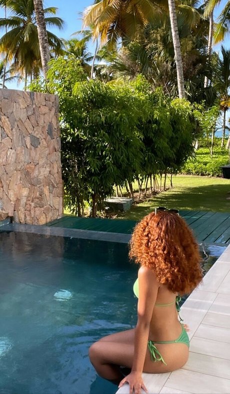 krystalogy art actress img