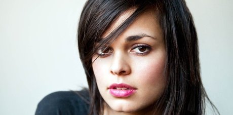 Lina Esco star erotic pics