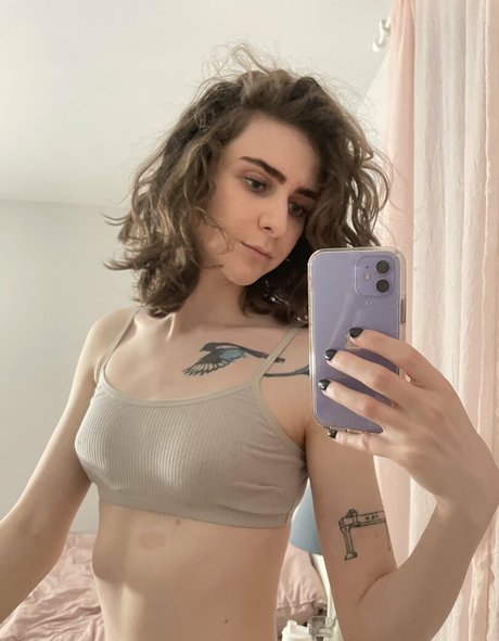 Miss Crows Nest hd star photo