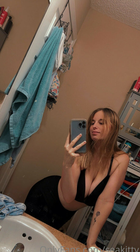 Seakitty hot actress archive