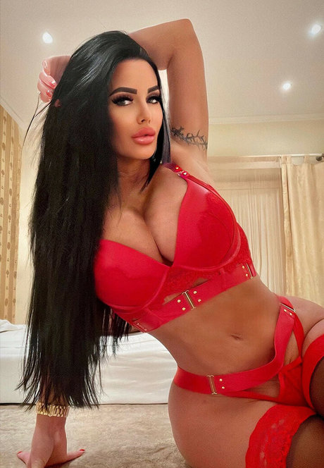 Onlyheni pornstar erotic archive