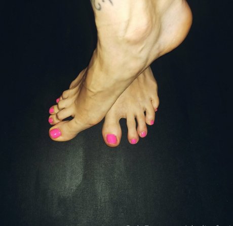 clarita feet top model galleries