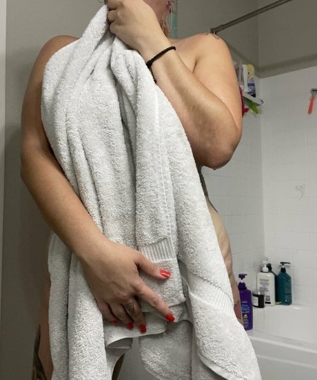 brown onlyfans xxx pictures