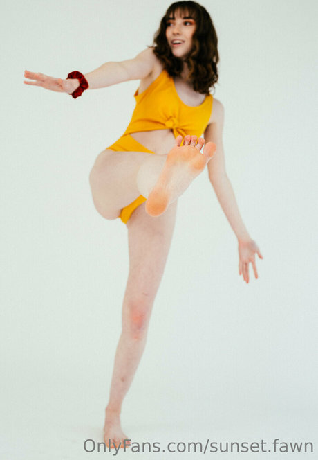 sunset fawn hot star photos