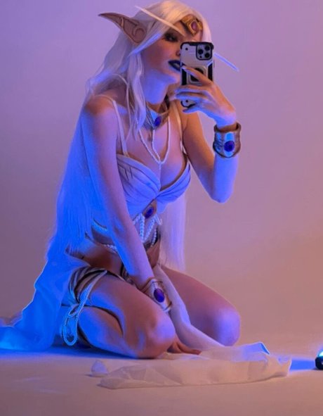 Romanowwa pornstar exclusive pics