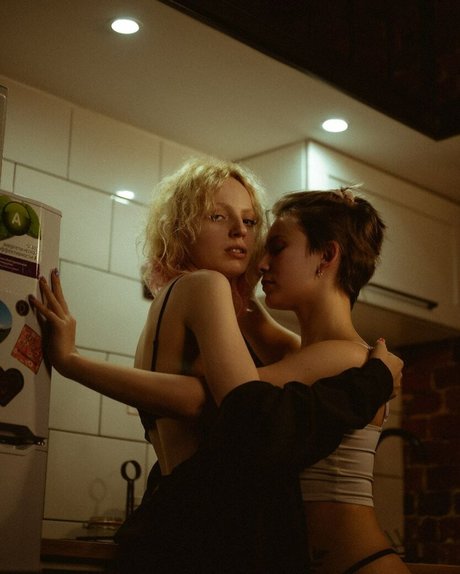 Romanowwa star nude galleries