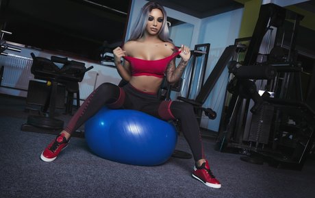 Jessica Sirbu naked model archive