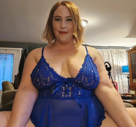 Ave Stone top actress pic