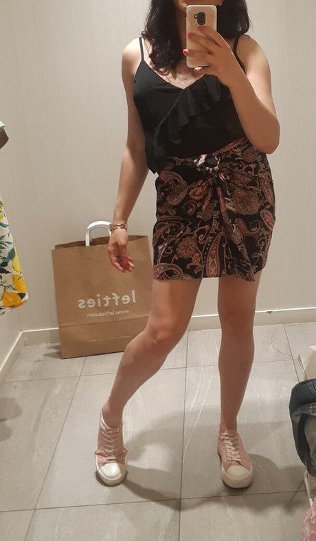 Miss Yuna xxx model gallery