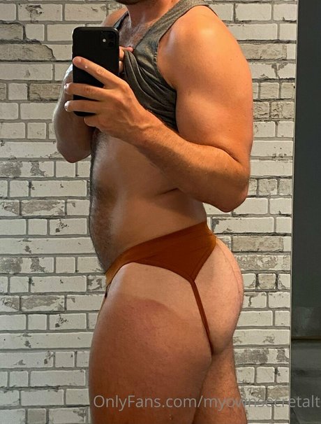 myownsecretalt exclusive star photo